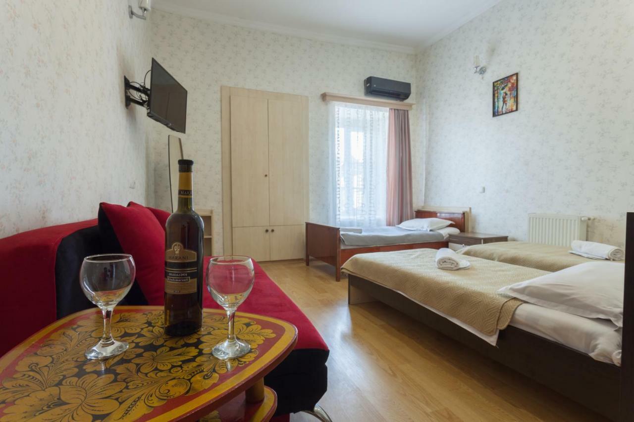 Guest House Ketrin Tbilisi Exterior photo